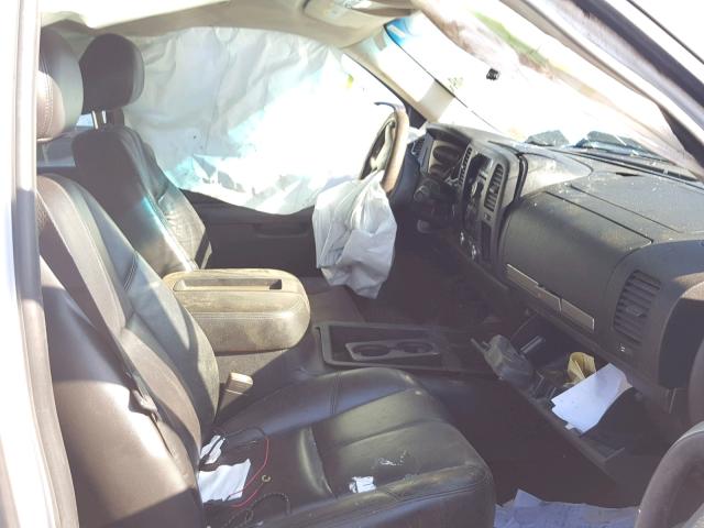 3GTP2VE38BG172137 - 2011 GMC SIERRA K15 WHITE photo 6