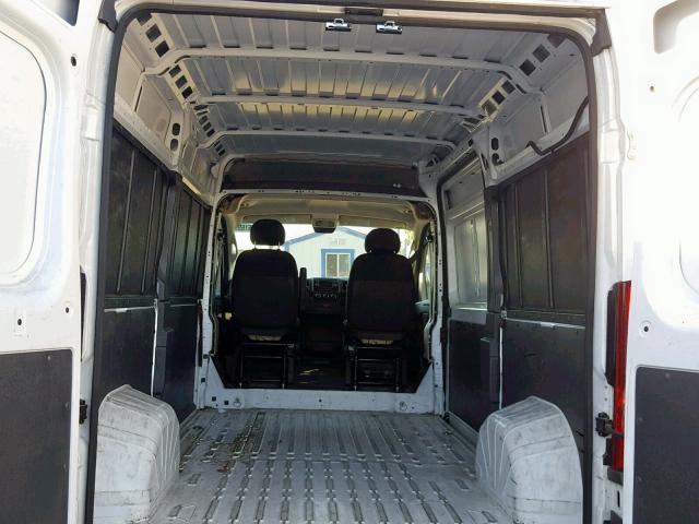 3C6TRVCG1JE138655 - 2018 RAM PROMASTER 白色 照片 6