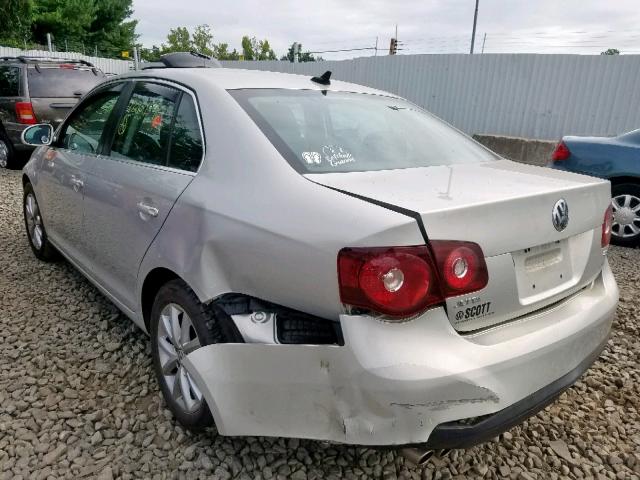 3VWRX7AJ9AM019533 - 2010 VOLKSWAGEN JETTA SE SILVER photo 3