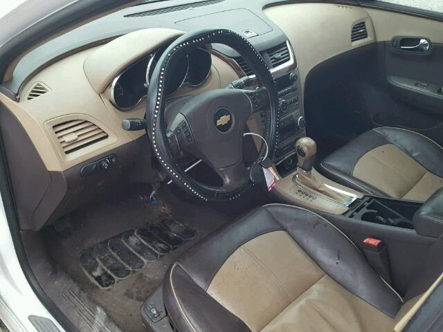 1G1ZG5E76CF255865 - 2012 CHEVROLET MALIBU LTZ თეთრი ფოტო 9
