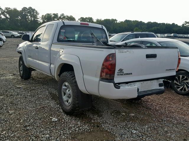 5TFTX4GN4DX015616 - 2013 TOYOTA TACOMA PRE WHITE photo 3