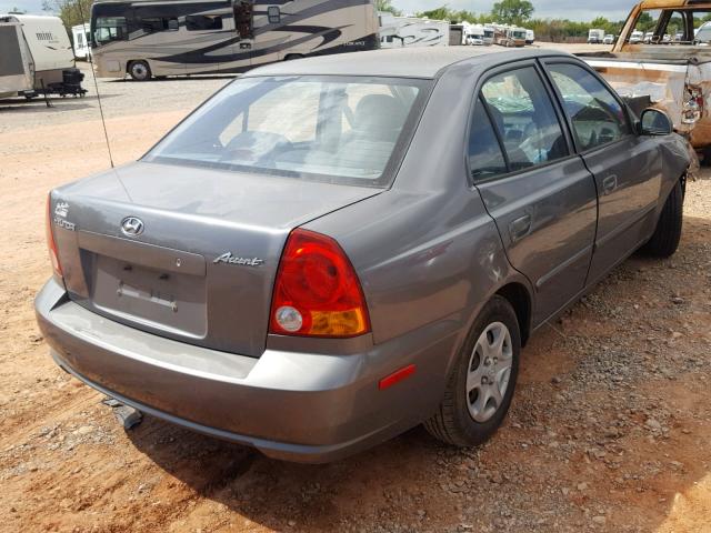 KMHCG45C45U641568 - 2005 HYUNDAI ACCENT GL SILVER photo 4