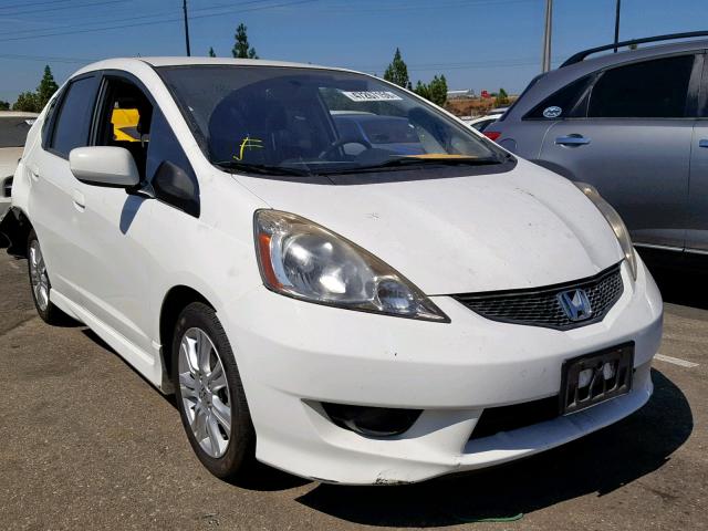 JHMGE8H45AS015121 - 2010 HONDA FIT SPORT WHITE photo 1