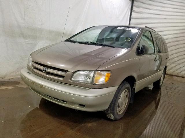 4T3ZF13C6WU024826 - 1998 TOYOTA SIENNA LE TAN photo 2