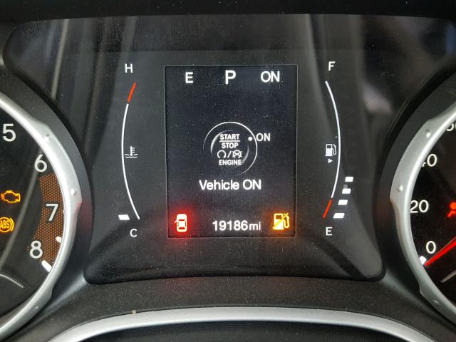 3C4NJDAB6HT642280 - 2017 JEEP COMPASS SP შავი ფოტო 8