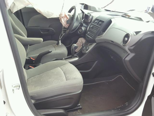 1G1JA5SH8F4179142 - 2015 CHEVROLET SONIC LS 白色 照片 5