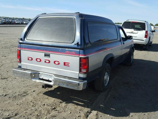 1B7GG26Y2NS532462 - 1992 DODGE DAKOTA BLUE photo 4