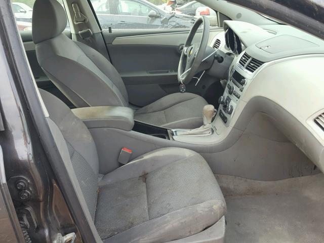 1G1ZB5E02CF350649 - 2012 CHEVROLET MALIBU LS ნაცრისფერი ფოტო 5