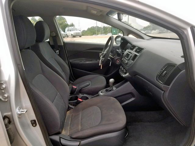 KNADM4A3XD6205878 - 2013 KIA RIO LX SILVER photo 5