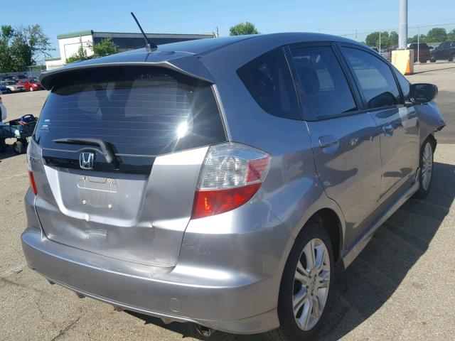 JHMGE8H46AS019761 - 2010 HONDA FIT SPORT GRAY photo 4