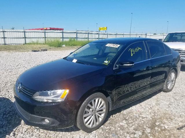 3VWLL7AJ0EM384013 - 2014 VOLKSWAGEN JETTA TDI BLACK photo 2