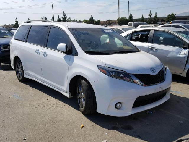 5TDXZ3DC0HS777782 - 2017 TOYOTA SIENNA SE WHITE photo 1