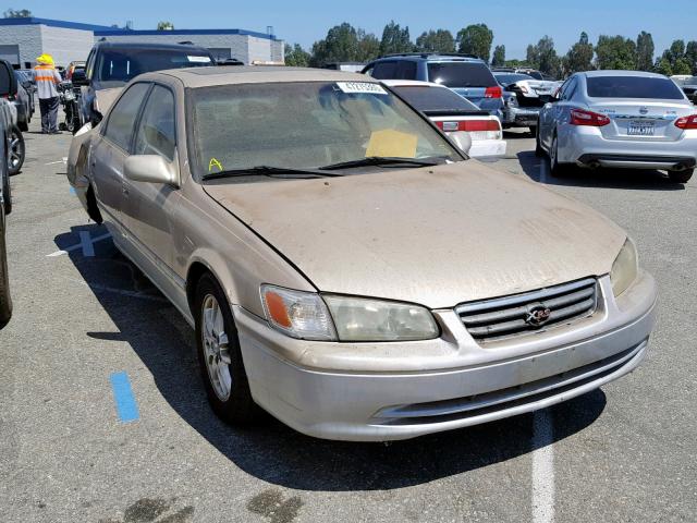 JT2BF22KX10327033 - 2001 TOYOTA CAMRY CE GOLD photo 1