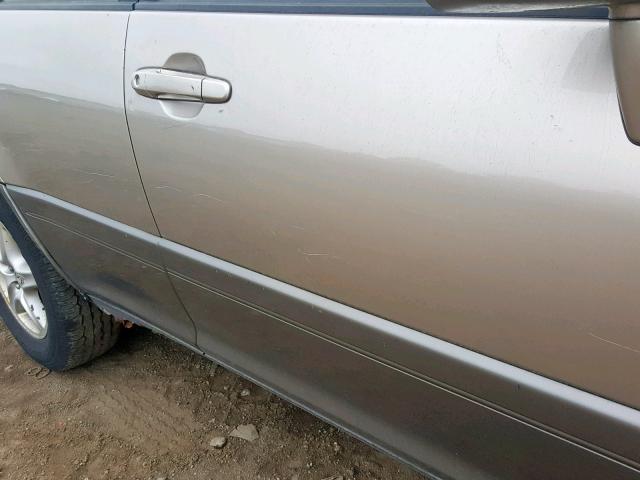 JT6HF10UXY0158049 - 2000 LEXUS RX 300 TAN photo 9