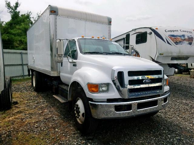 3FRNF6FC9BV052605 - 2011 FORD F650 SUPER WHITE photo 1