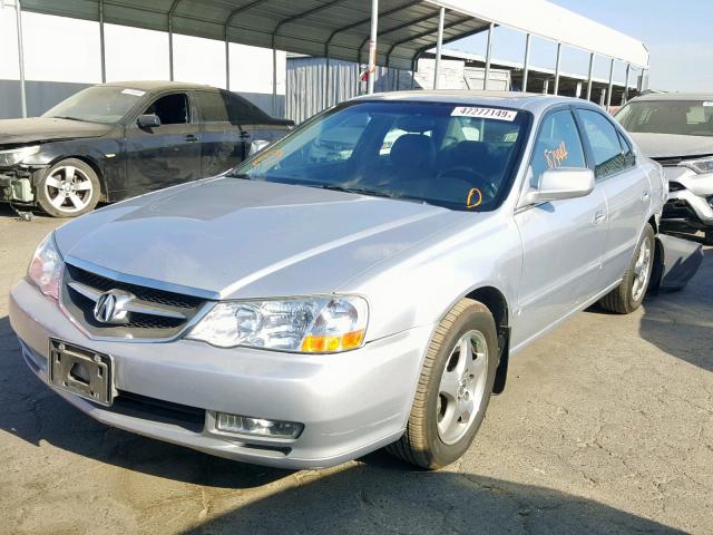 19UUA56642A021861 - 2002 ACURA 3.2TL SILVER photo 2