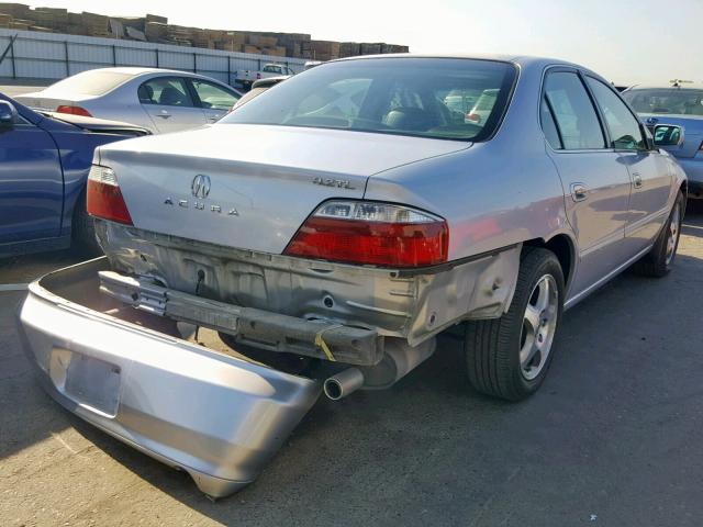 19UUA56642A021861 - 2002 ACURA 3.2TL SILVER photo 4