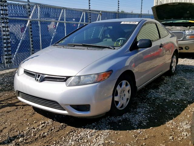 2HGFG11238H007965 - 2008 HONDA CIVIC DX SILVER photo 2