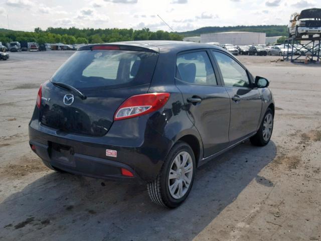 JM1DE1KY6D0155055 - 2013 MAZDA MAZDA2 BLACK photo 4