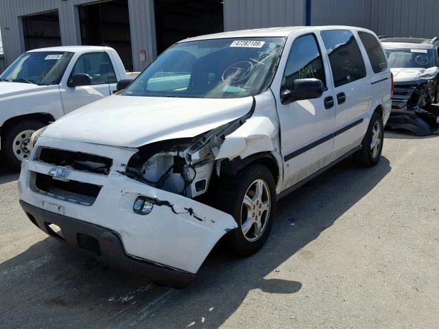 1GNDV23178D147754 - 2008 CHEVROLET UPLANDER L WHITE photo 2