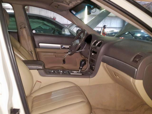 1LNFM87AX6Y627225 - 2006 LINCOLN LS 奶油色 照片 5