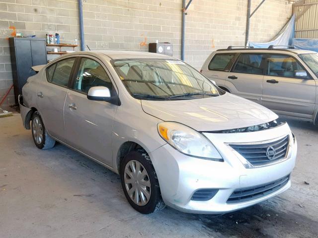 3N1CN7AP8CL803006 - 2012 NISSAN VERSA S SILVER photo 1