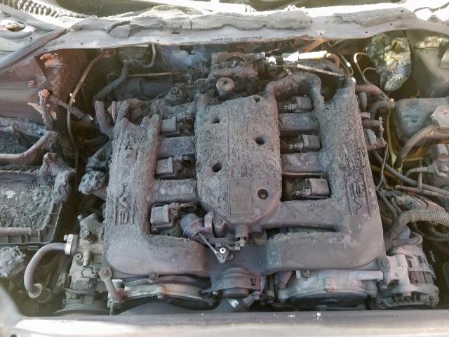 2C3HE66G3XH825150 - 1999 CHRYSLER 300M GRAY photo 9