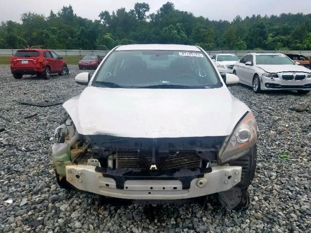 JM1BL1SFXA1286071 - 2010 MAZDA 3 I WHITE photo 9