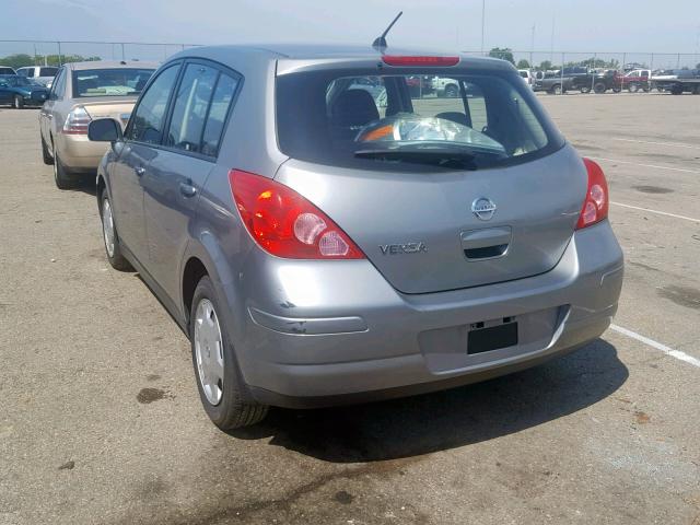 3N1BC13E28L445192 - 2008 NISSAN VERSA S GRAY photo 3