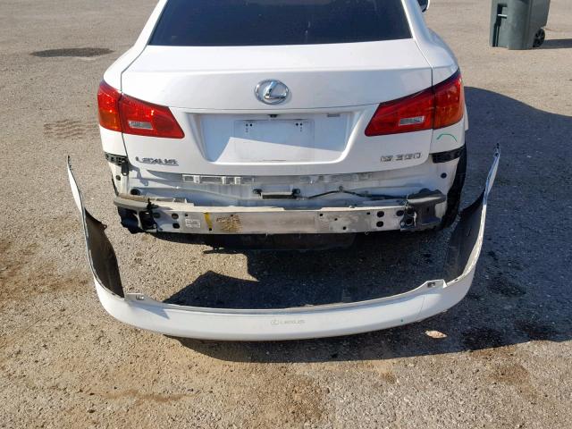 JTHBE262672010754 - 2007 LEXUS IS 350 WHITE photo 9