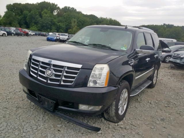 1GYUKAEF1AR112618 - 2010 CADILLAC ESCALADE BLACK photo 2