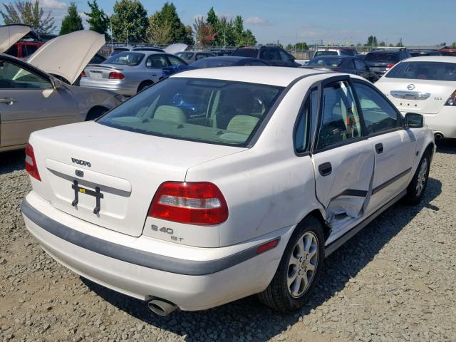 YV1VS29591F650982 - 2001 VOLVO S40 1.9T WHITE photo 4