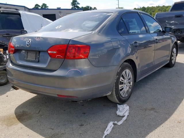 3VW2K7AJ7EM229098 - 2014 VOLKSWAGEN JETTA BASE 灰色 照片 4