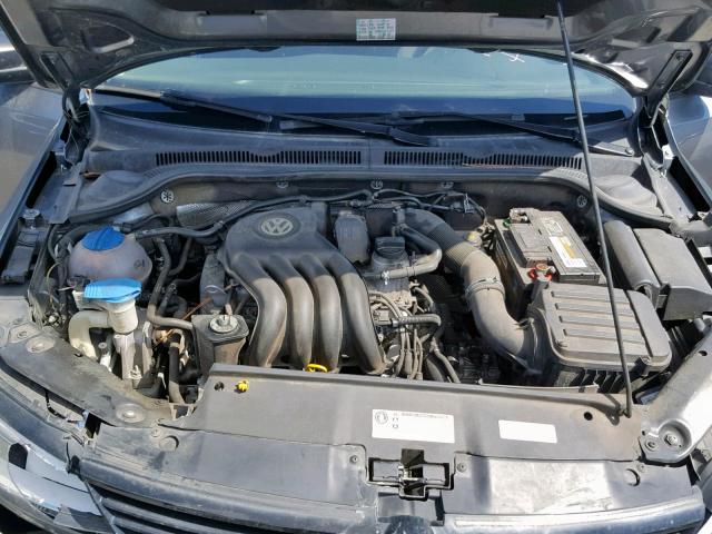 3VW2K7AJ7EM229098 - 2014 VOLKSWAGEN JETTA BASE 灰色 照片 7