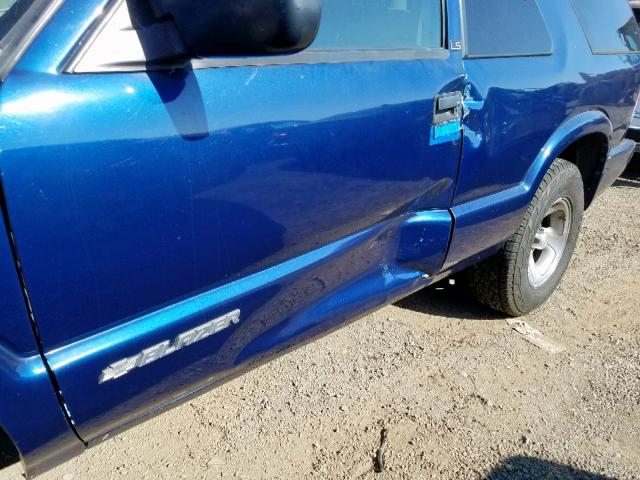 1GNCS18W5YK243980 - 2000 CHEVROLET BLAZER BLUE photo 9