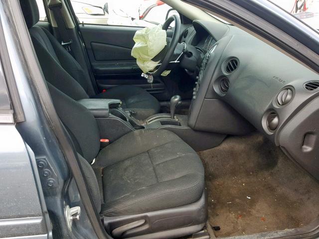 2G2WP552561281517 - 2006 PONTIAC GRAND PRIX BLUE photo 5