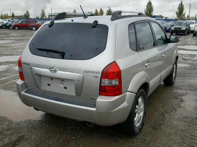 KM8JM72D96U365811 - 2006 HYUNDAI TUCSON GL SILVER photo 4