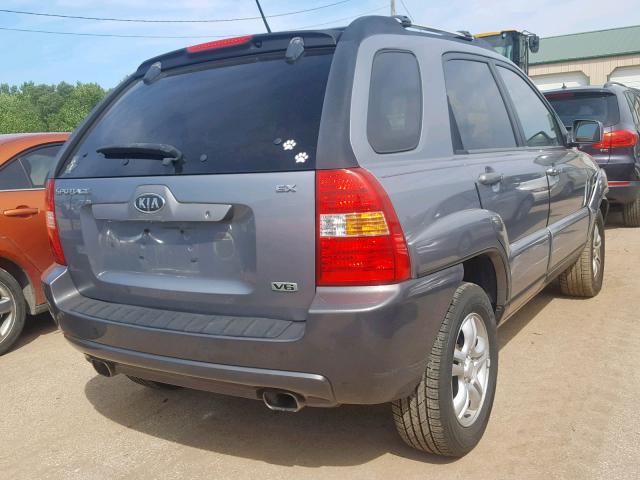 KNDJF723457126928 - 2005 KIA NEW SPORTA GRAY photo 4