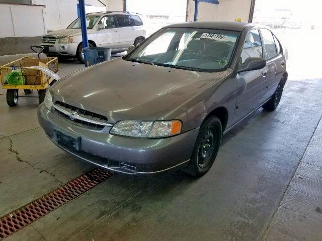 1N4DL01D1WC184257 - 1998 NISSAN ALTIMA XE BROWN photo 2