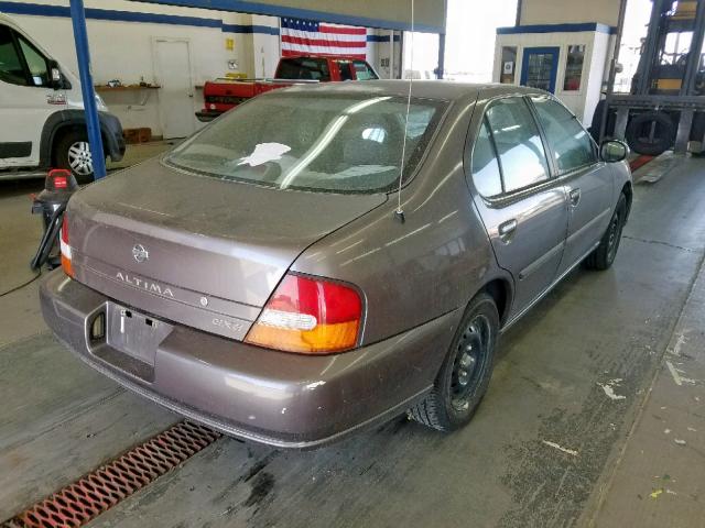 1N4DL01D1WC184257 - 1998 NISSAN ALTIMA XE BROWN photo 4