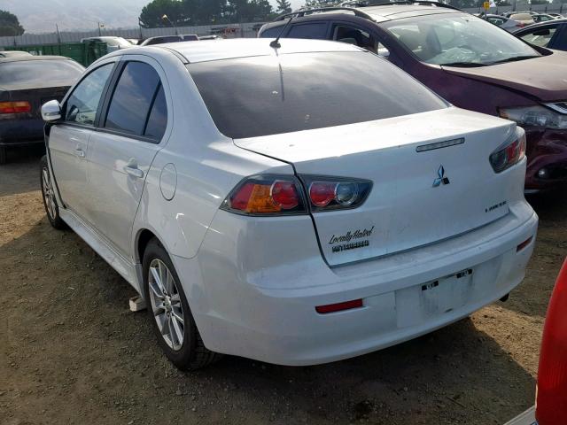 JA32U2FU8GU001904 - 2016 MITSUBISHI LANCER ES WHITE photo 3