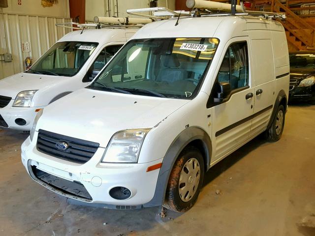 NM0LS7BN5DT141544 - 2013 FORD TRANSIT CO WHITE photo 2