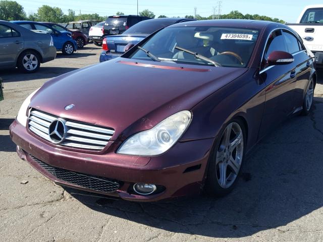 WDDDJ75X46A074494 - 2006 MERCEDES-BENZ CLS 500 MAROON photo 2