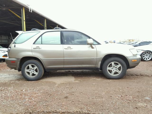 JTJGF10U810117152 - 2001 LEXUS RX 300 GOLD photo 9