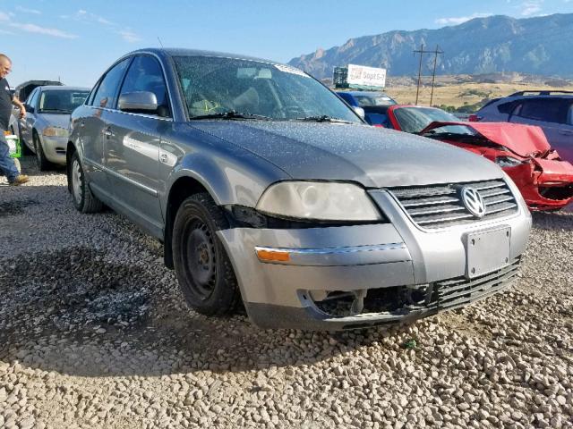 WVWMD63B84E125777 - 2004 VOLKSWAGEN PASSAT GL GRAY photo 9