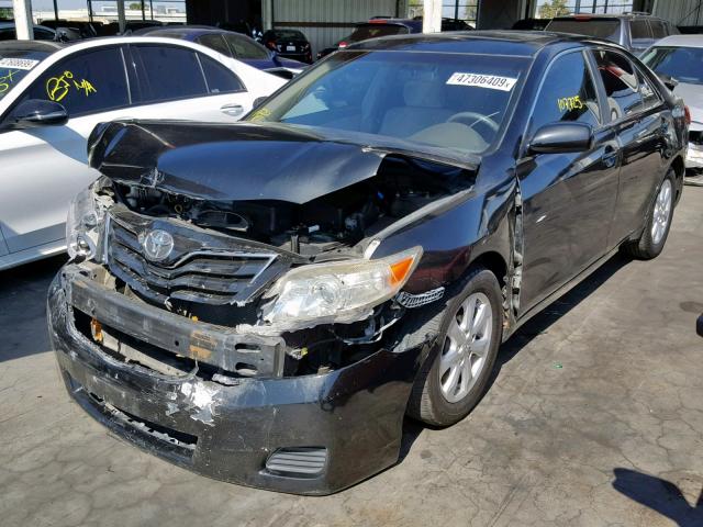 4T1BF3EK2BU157099 - 2011 TOYOTA CAMRY BASE BLACK photo 2