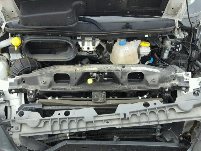 3C6URVHG5FE516139 - 2015 RAM PROMASTER 白色 照片 7