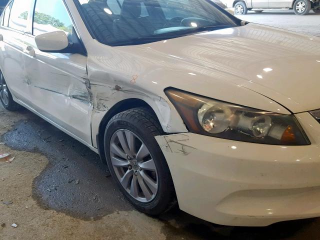 1HGCP2F84BA070844 - 2011 HONDA ACCORD EXL WHITE photo 9