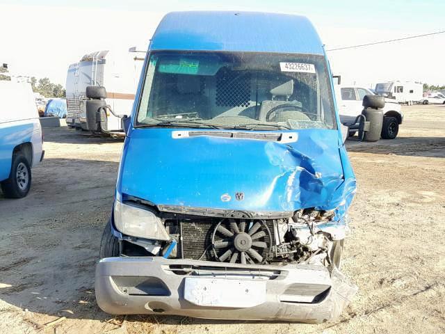 WD0PD744165967941 - 2006 DODGE SPRINTER 2 BLUE photo 9