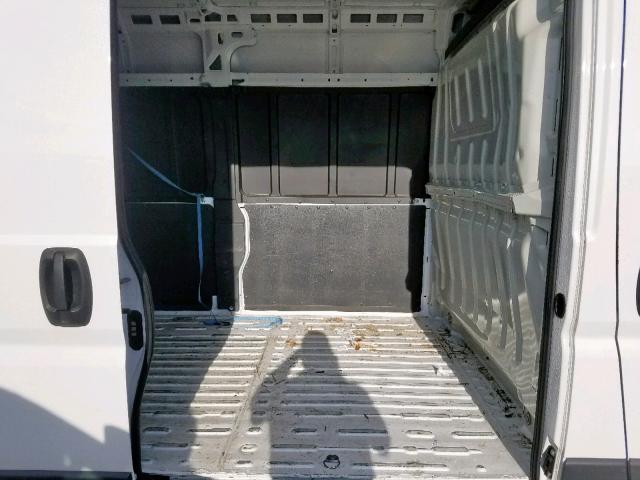 3C6URVJG1JE134287 - 2018 RAM PROMASTER 白色 照片 6
